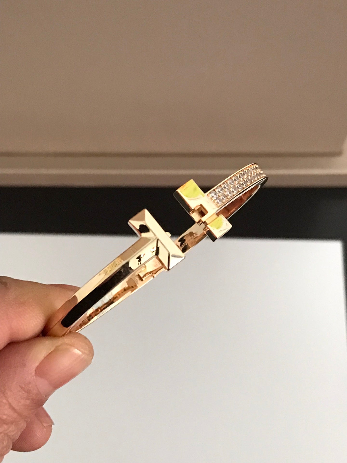 Tiffany T1 Wide Cubic Zirconia Hinged Bangle Pink Gold