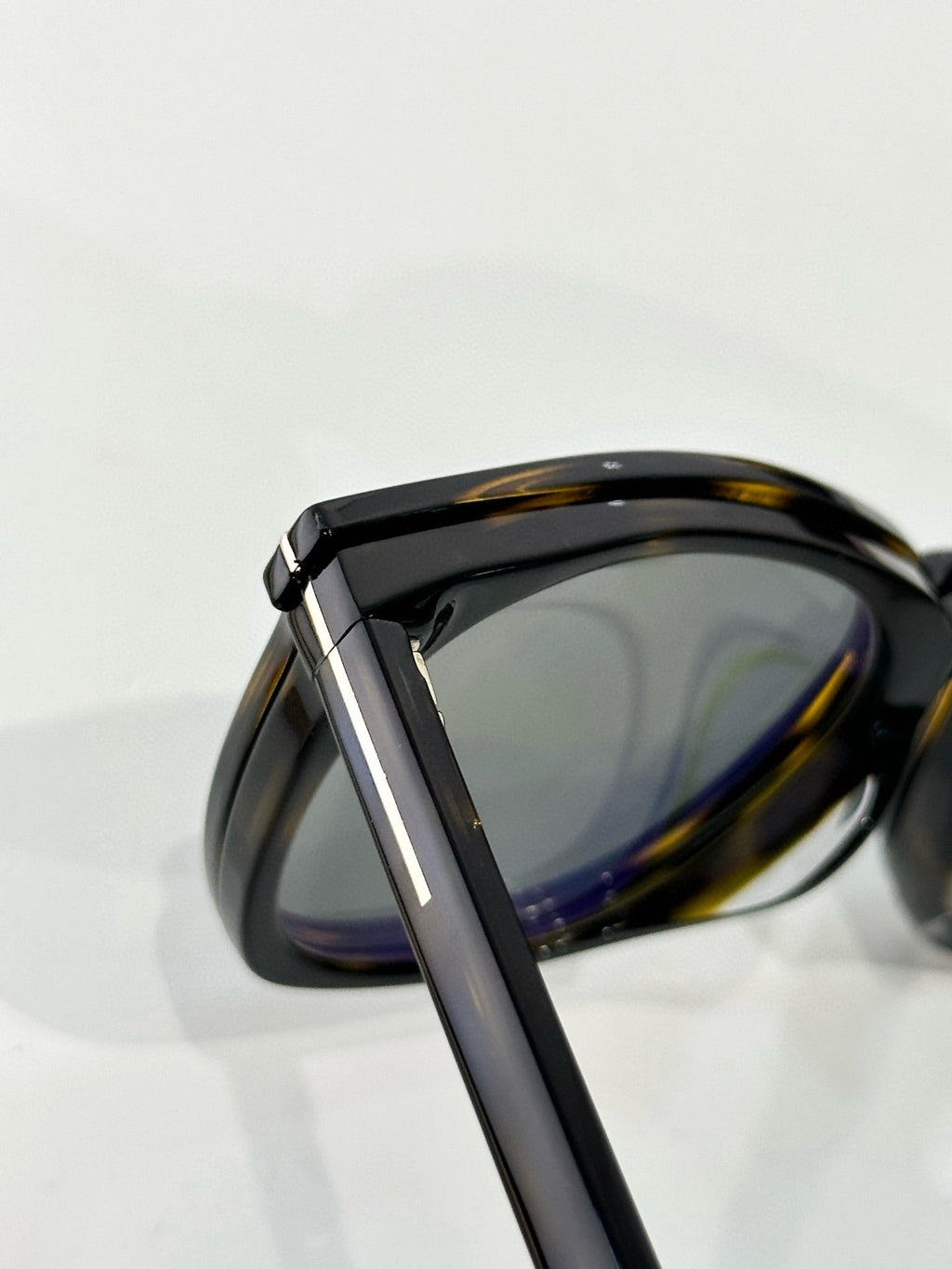 TOM FORD Sunglasses-TF6052-D-B